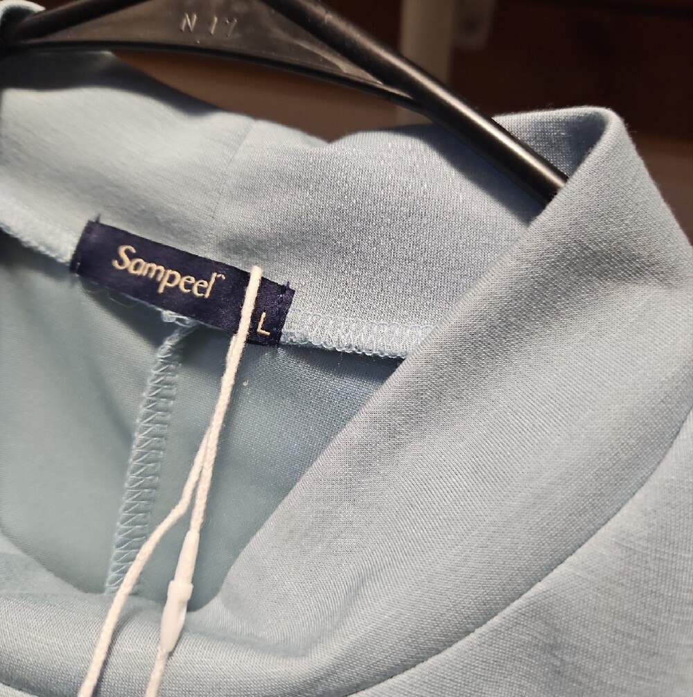 Sleeveless Light Blue Lounge Set/Travel - Picture 2 of 4
